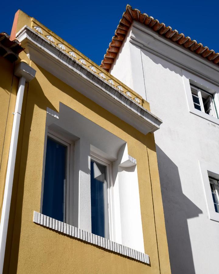 Alfama Yellow House Lisbon Luaran gambar