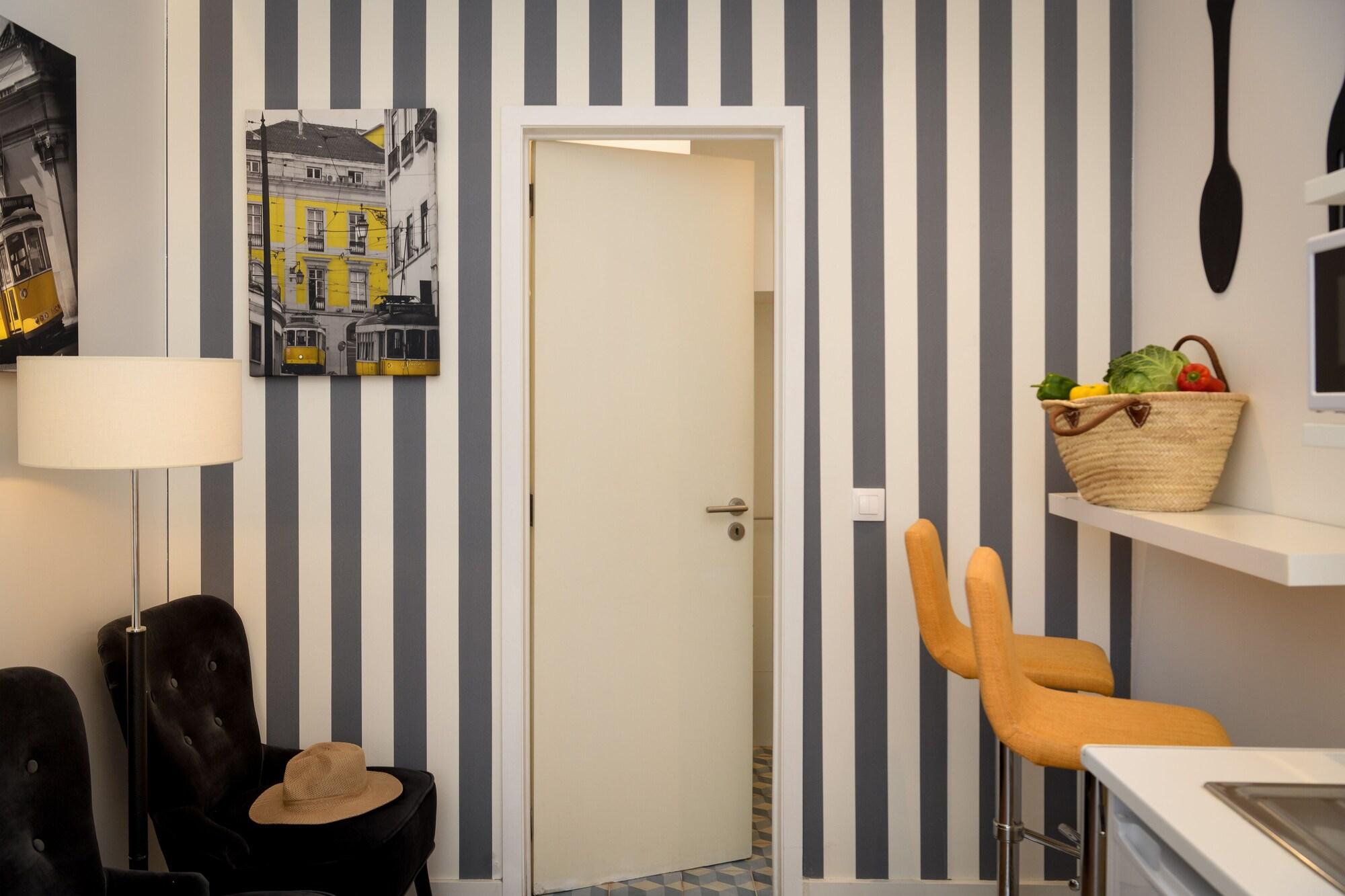 Alfama Yellow House Lisbon Luaran gambar